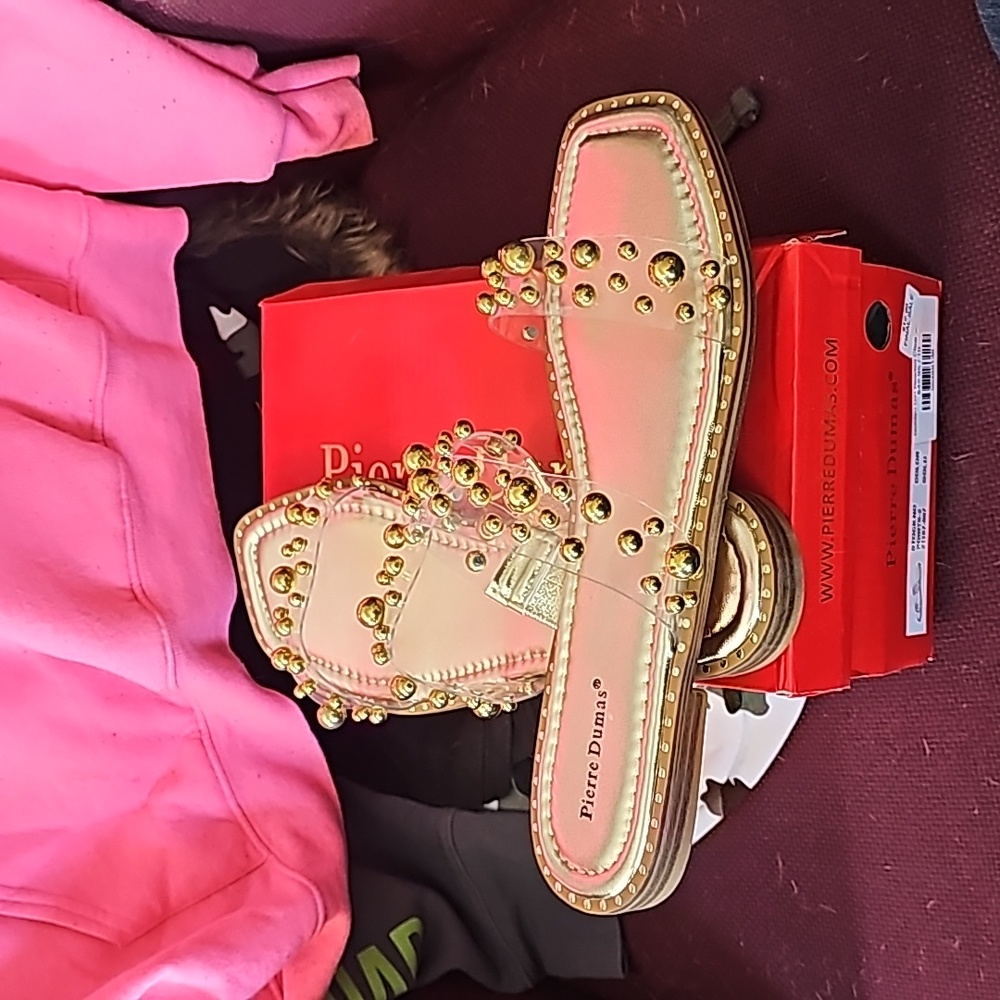 Sandals - Picture 2 of 4